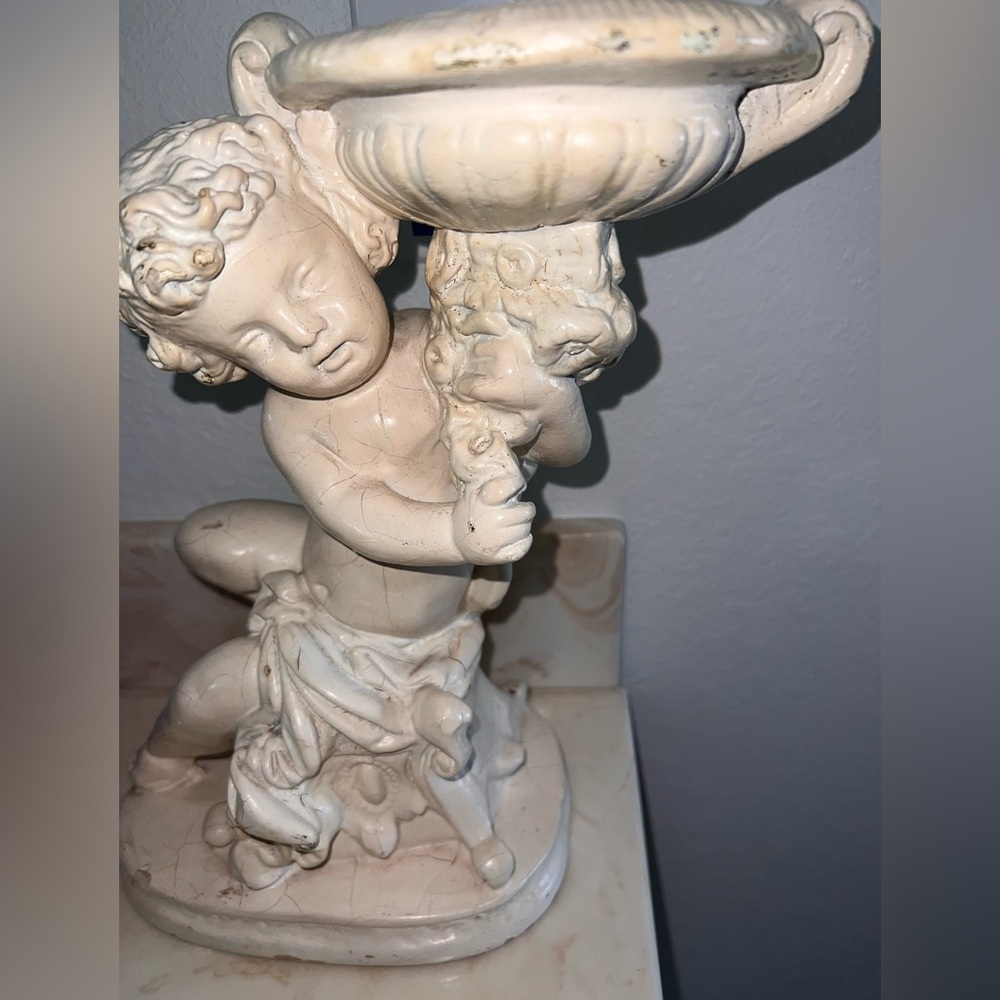 Angel Cherub garden or indoor statute